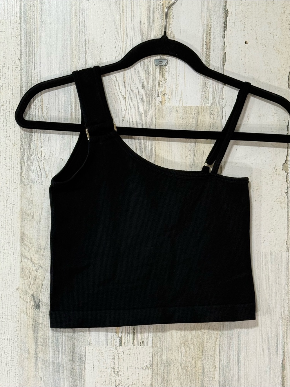 Black One-Shoulder Ribbed Crop Top - Picture 4 of 6